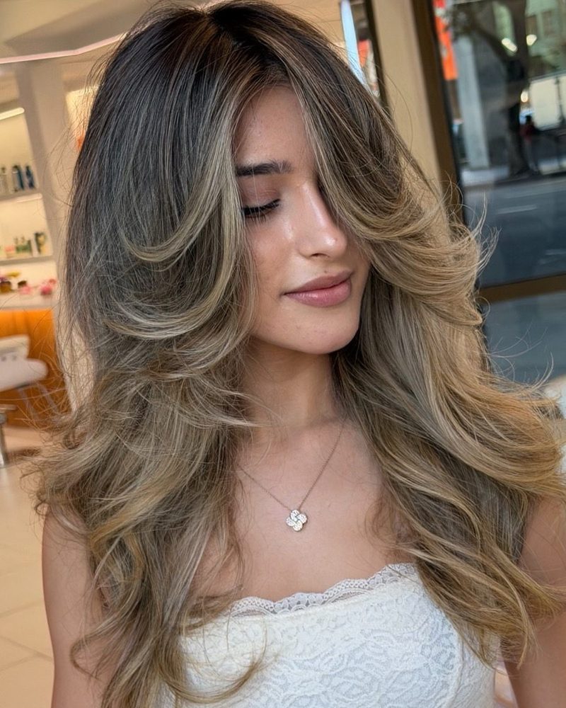 Mushroom brown, feathered layers